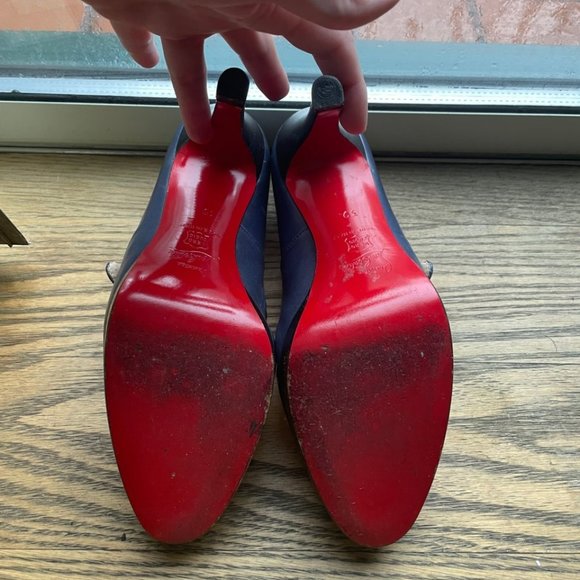 Christian Louboutin Mary Jane Pumps EU39 - Picture 2 of 3